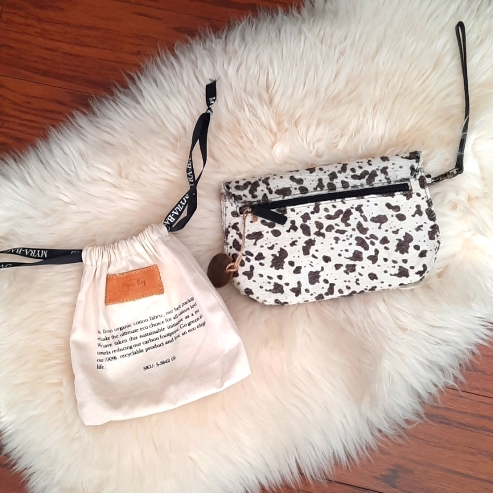 MYRA Bag Frisky Black & White Cowhide Clutch Wristlet - Picture 2 of 7